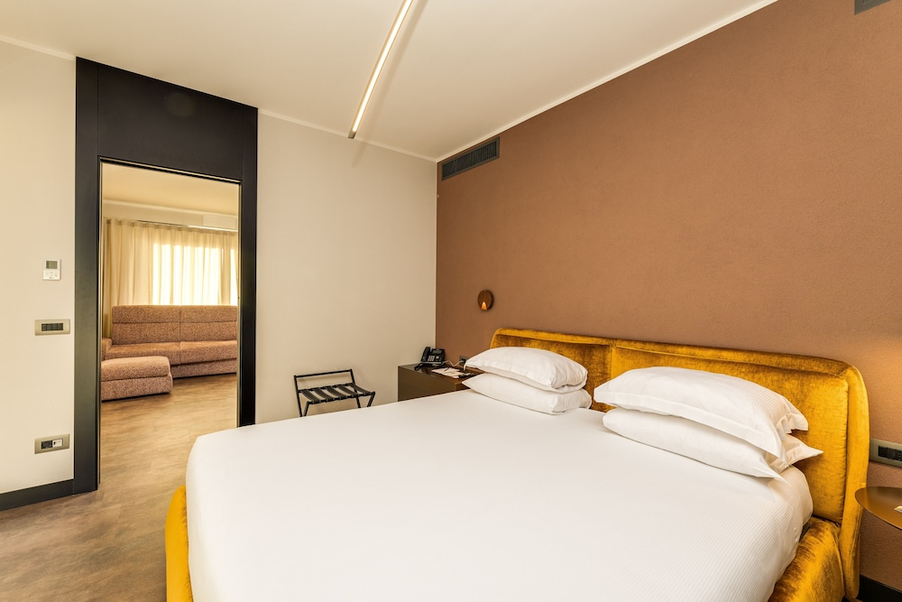 Design Apartment ( in a separated building far 100 mt from the main one) photo 2