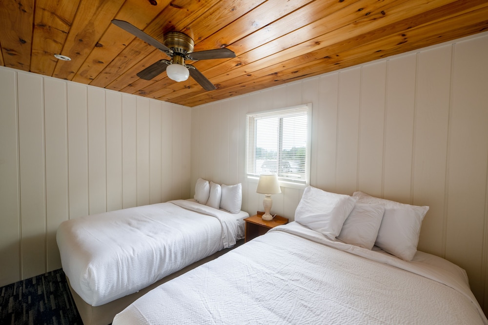 One-Bedroom Suite, Courtyard