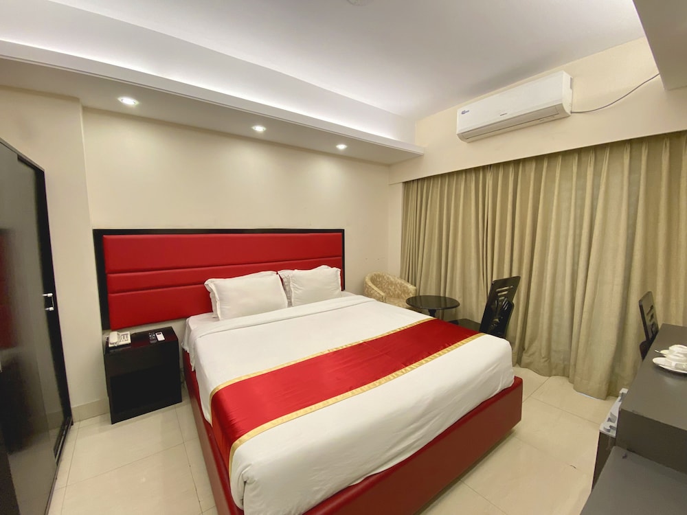 Executive Double Room, City View - Photo 2