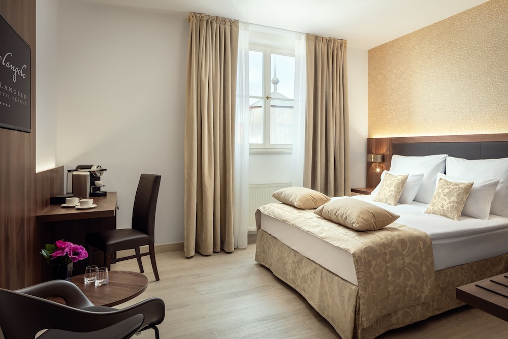 Connected Deluxe Rooms