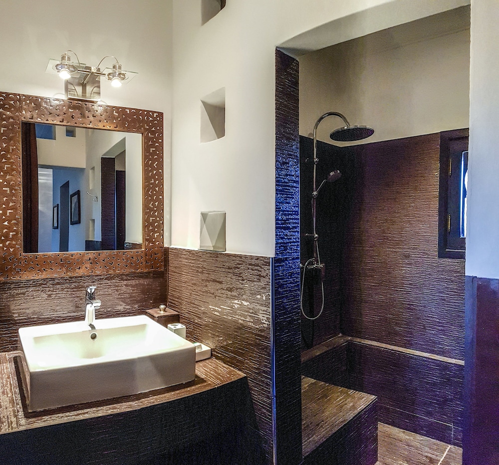 Comfort Suite, Non Smoking (Suite Sable) - Photo 3