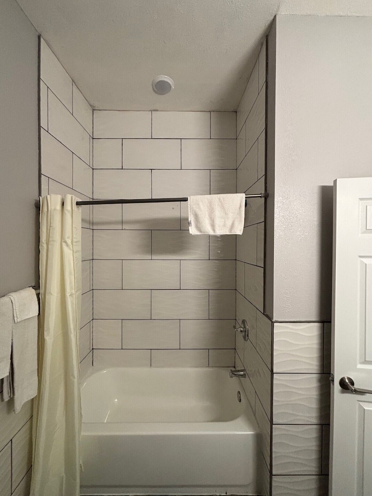 Deluxe Suite photo 2