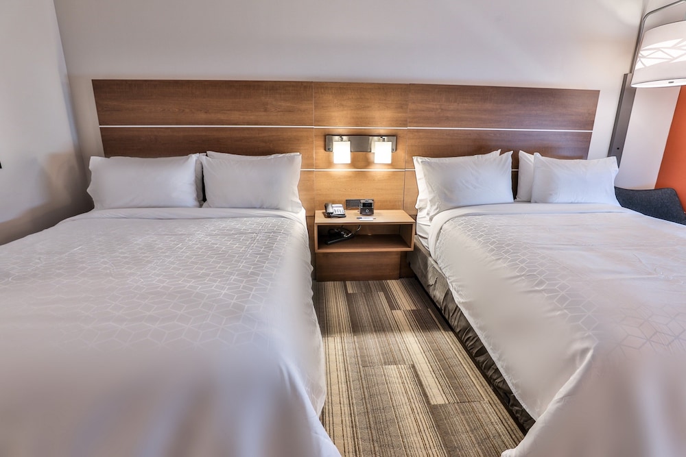 Suite, 2 Queen Beds (Additional Living Area) - Photo 5