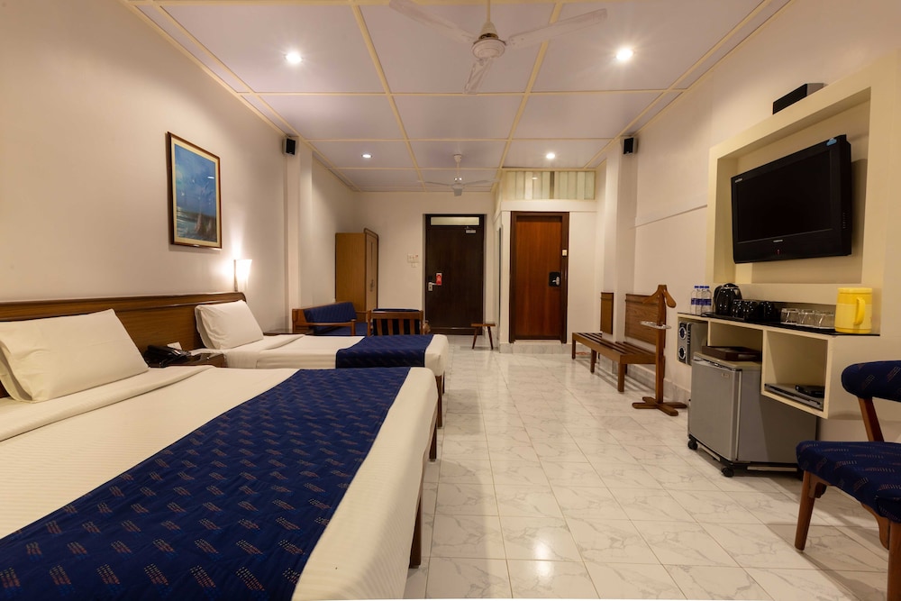 Family Suites - Photo 7
