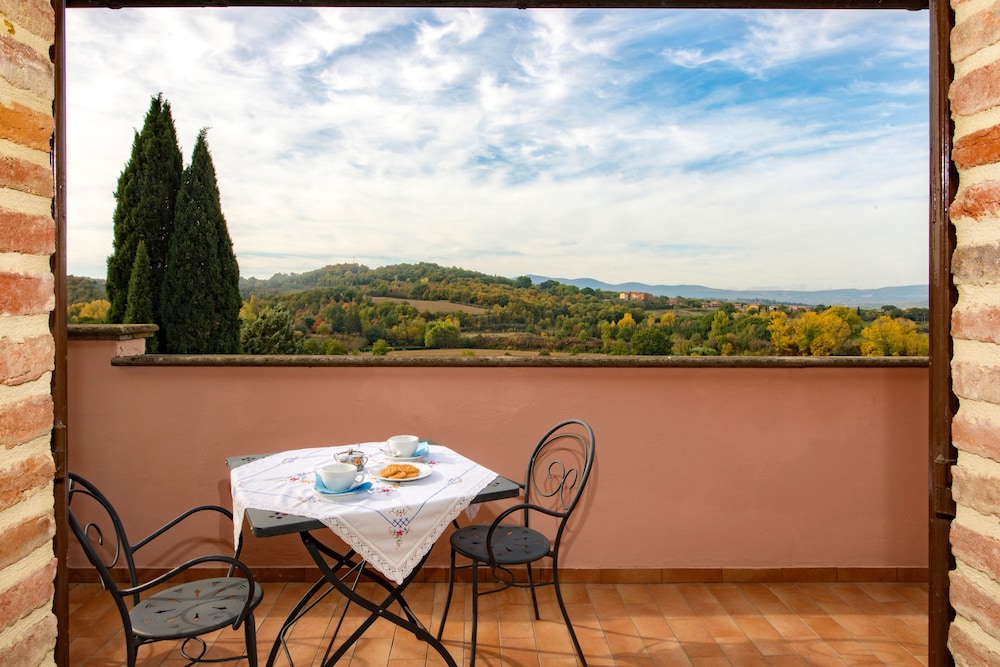 Panoramic Apartment, 3 Bedrooms photo 3