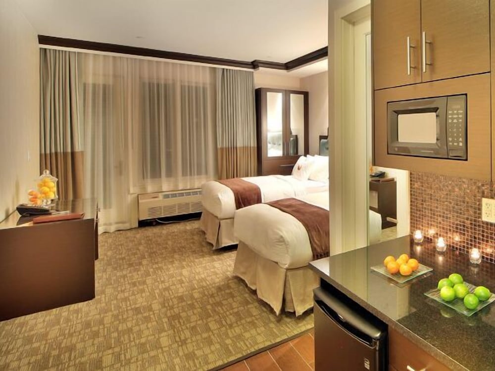 Twin Room with Balcony - Photo 5