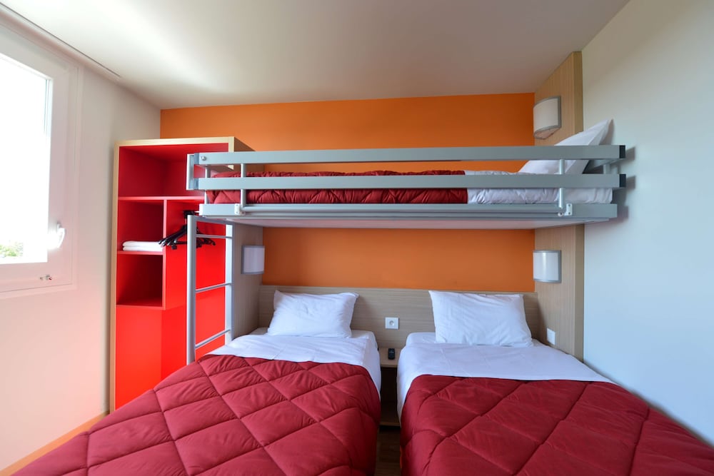 Room, 3 Twin Beds (Essentiel Plus) - Photo 6