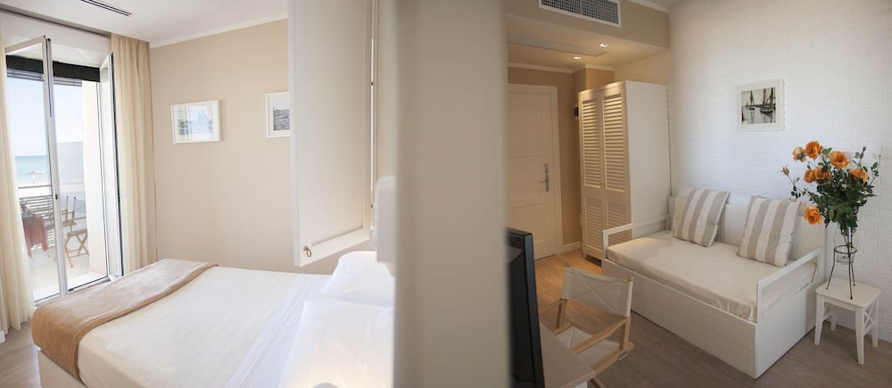 Suite photo 1
