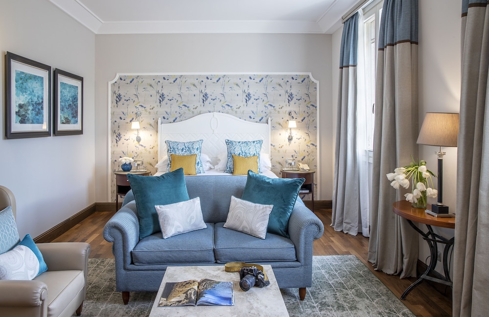Deluxe Room - Photo 1