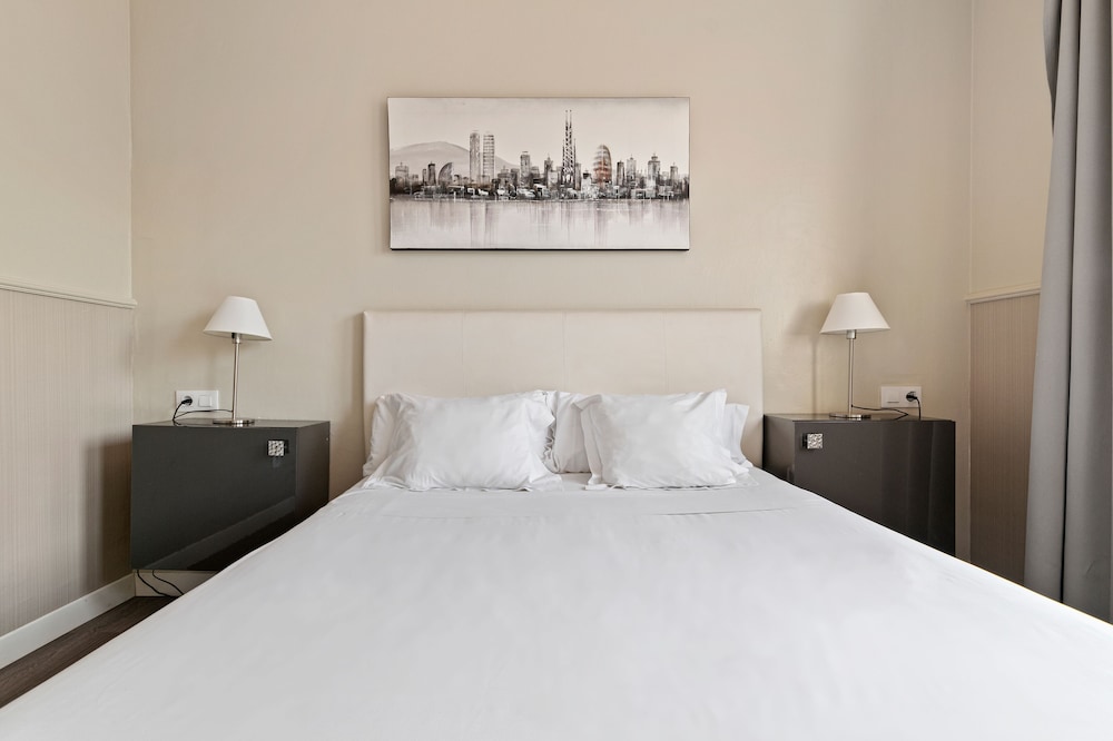 Panoramic Penthouse, 4 Bedrooms, Non Smoking, City View photo 2