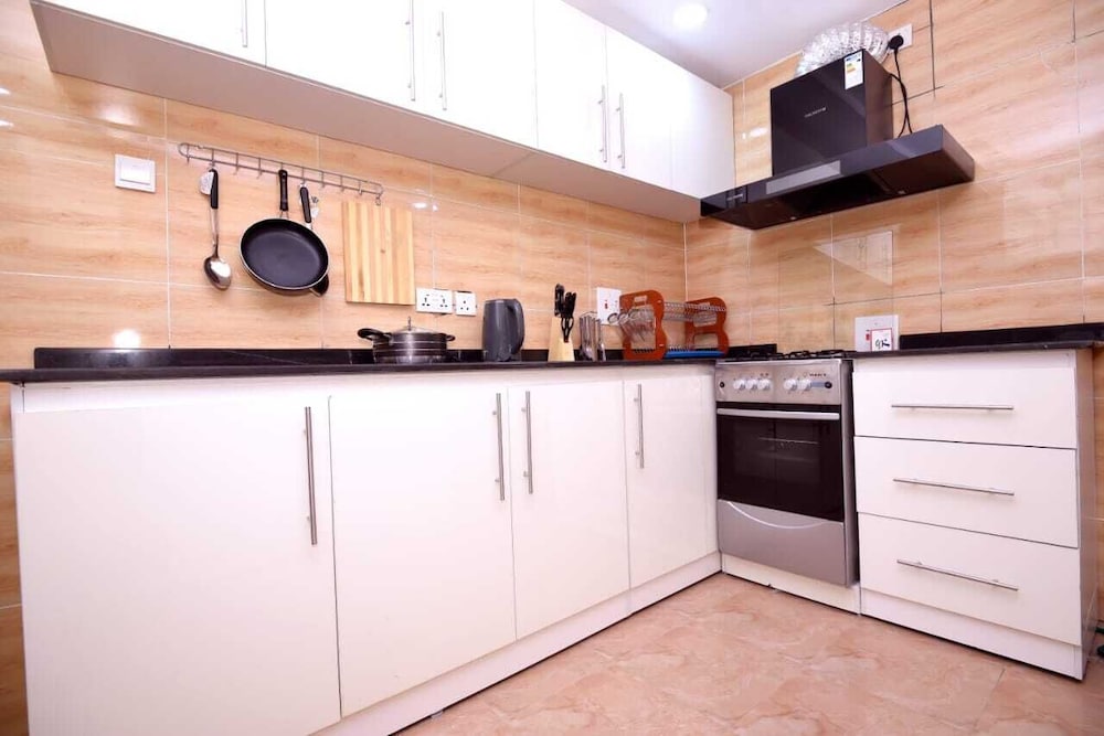 Executive Apartment photo 2