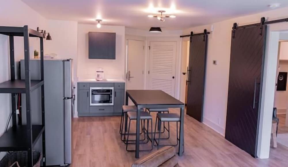 Standard Suite, 1 Bedroom - Photo 5