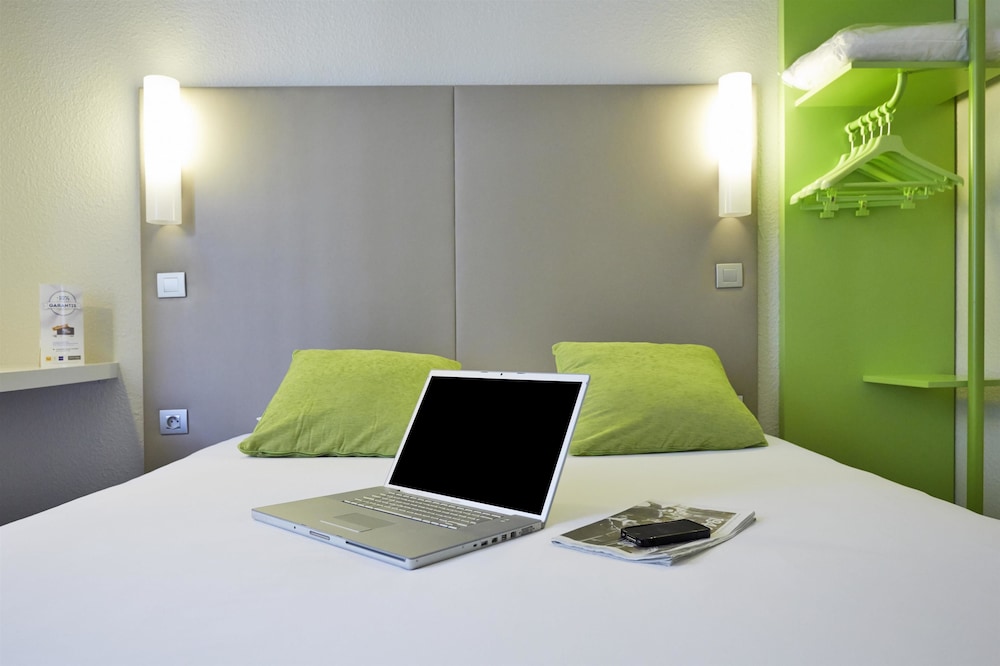 Next Generation, Room, Multiple Beds photo 1