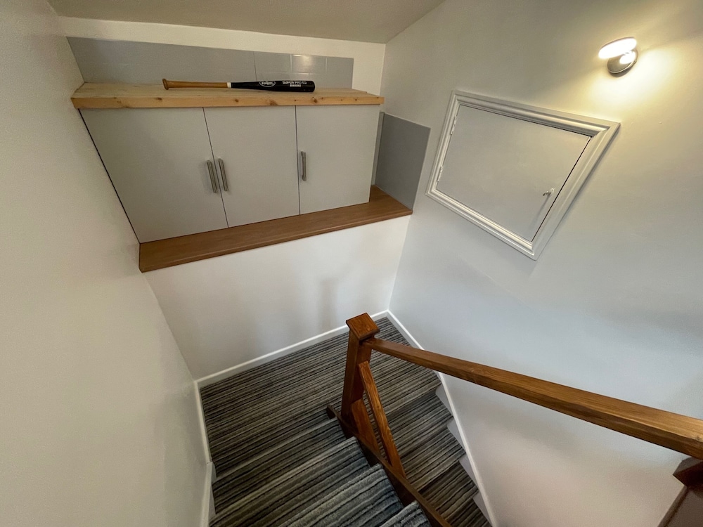 Superior Cabin, Ensuite, Courtyard View (Barn Apartment) photo 3