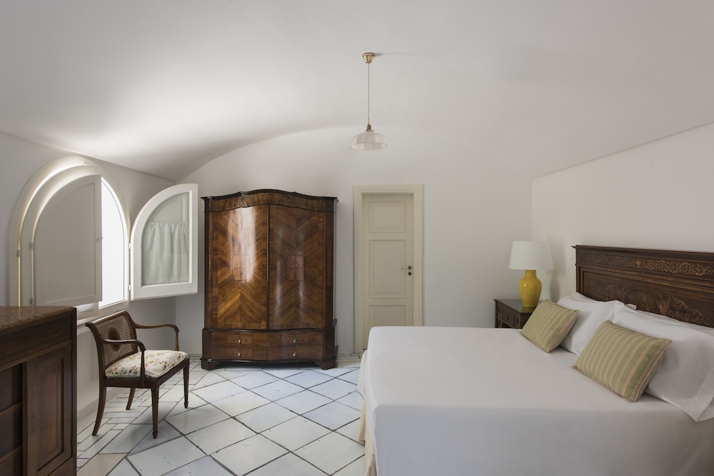 Superior Double or Twin Room - Photo 1