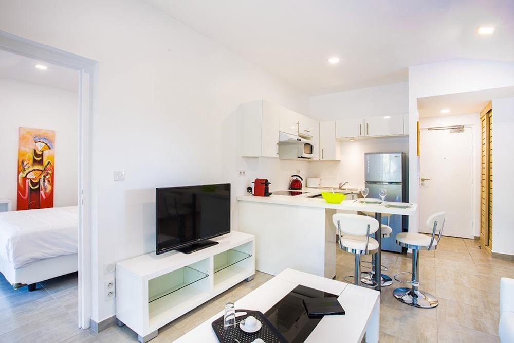 1st Floor Suite photo 3