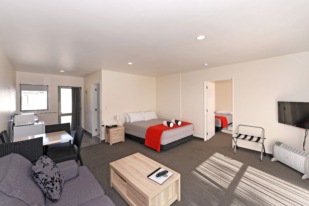 One Bedroom Apartment photo 3