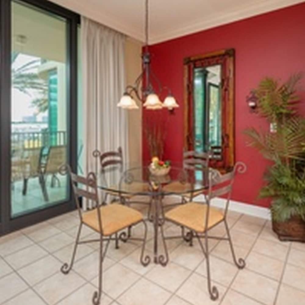 Condo, 2 Bedrooms photo 3