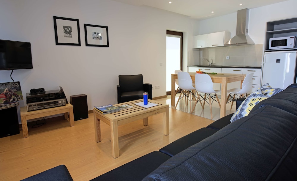 Apartment, 1 Bedroom, Balcony photo 2
