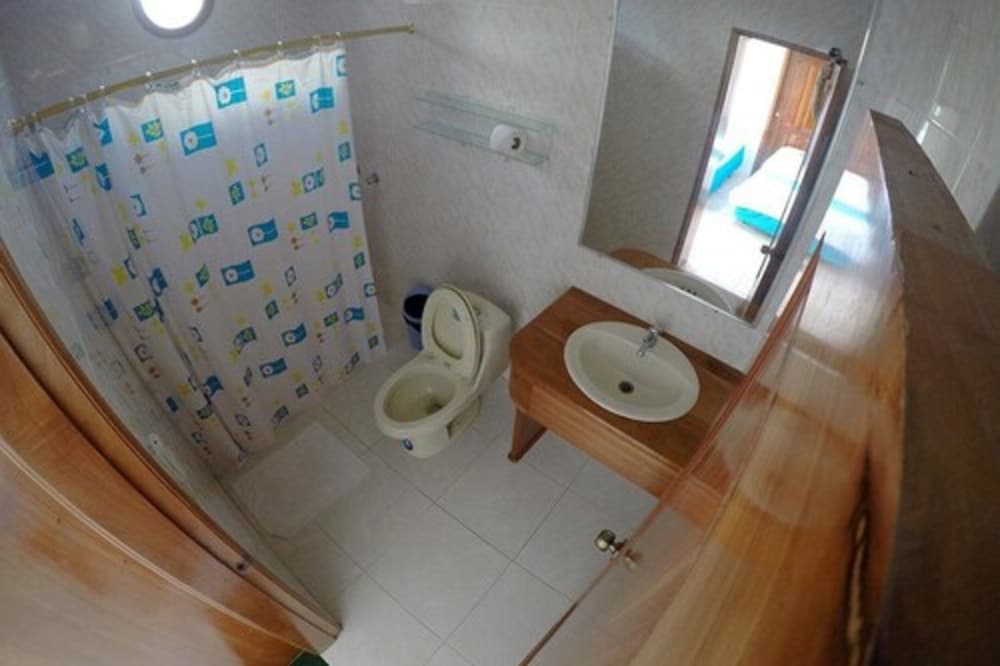 Double Room, 1 Queen Bed photo 3
