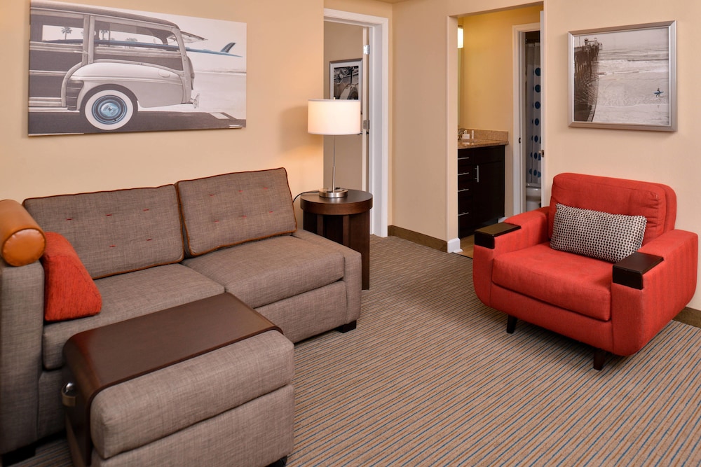 Suite, 1 Bedroom - Photo 10