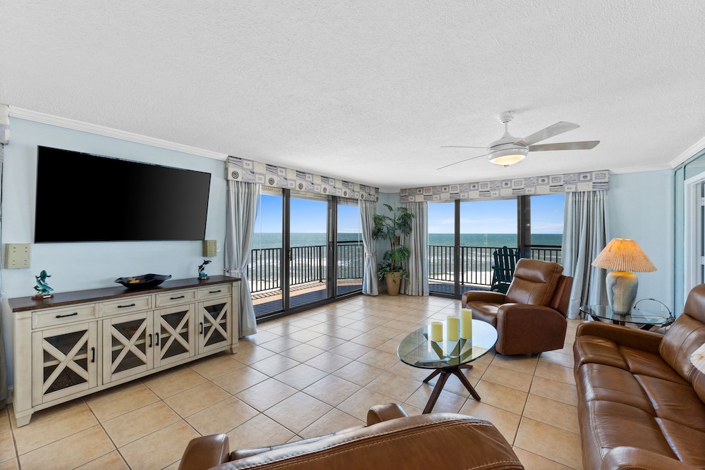 Condo, 2 Bedrooms, Ocean View (906B)