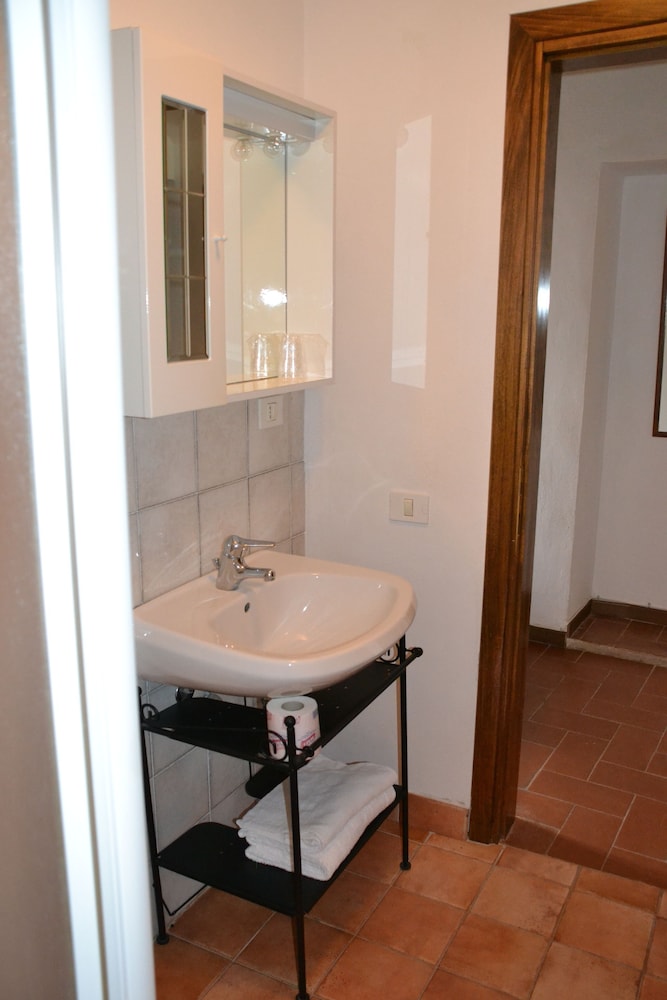 Classic Double or Twin Room photo 3
