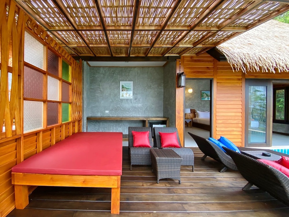 Villa with Private Pool (Free pick up and dop off at Mae Haad Pier) - Photo 7