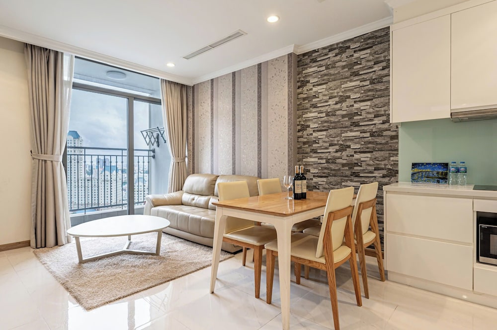 1BR Apartment Landmark 81 Tower with Panoramic View - Skyway