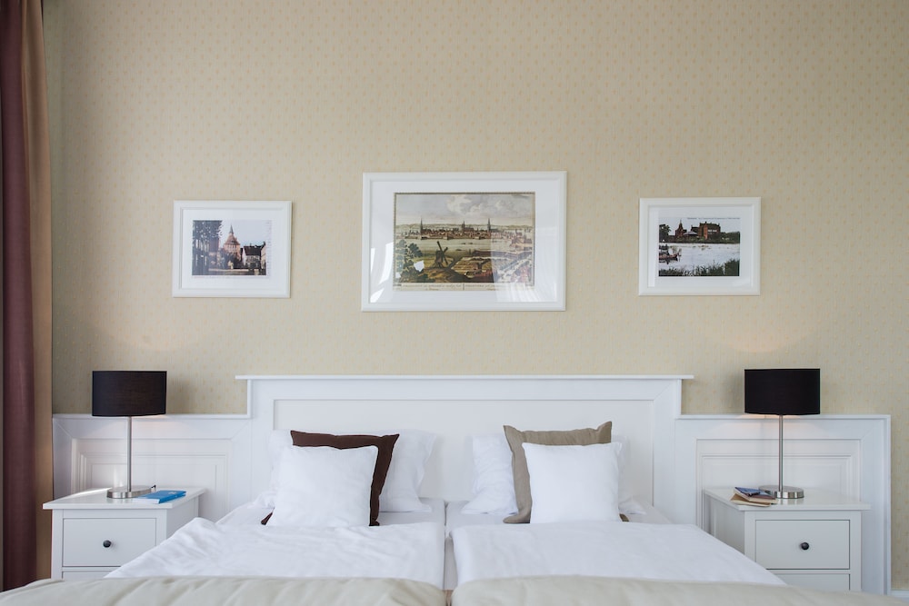 Junior Studio Suite thumbnail 6