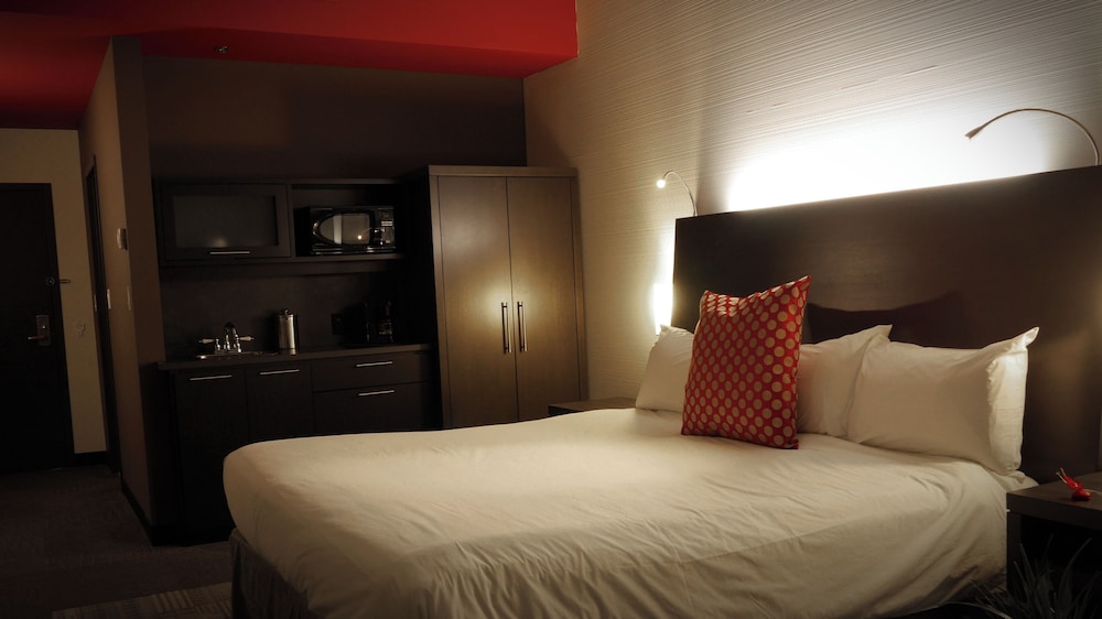 Executive Loft - Photo 2