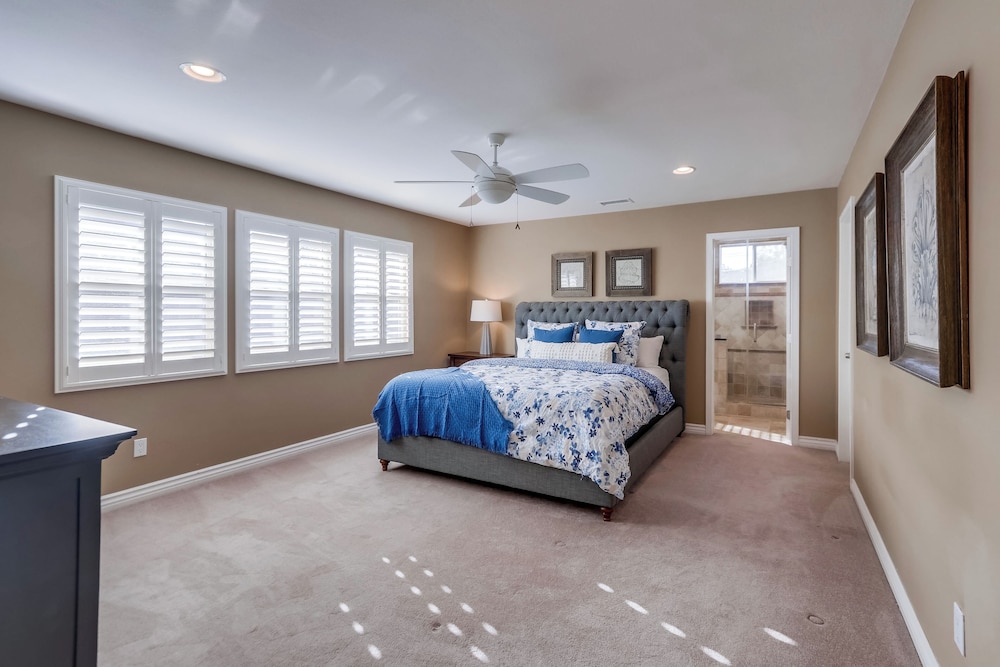 House, Multiple Beds, Pool Access, Pool View (Destination #48)