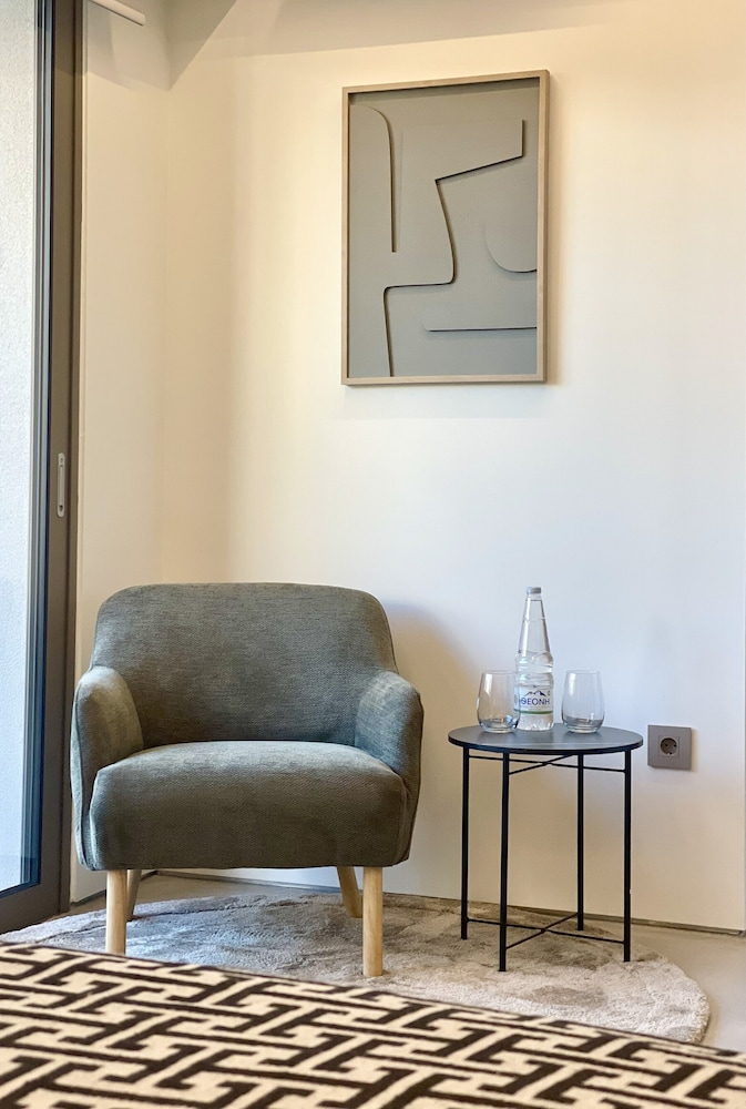 Junior Studio Suite