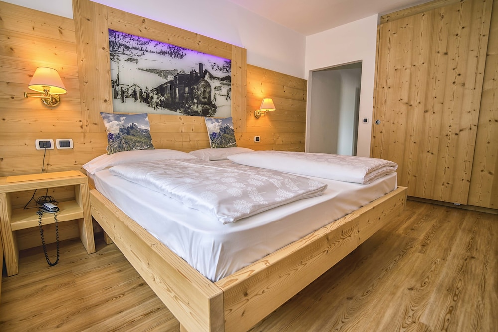 Superior Double or Twin Room photo 1