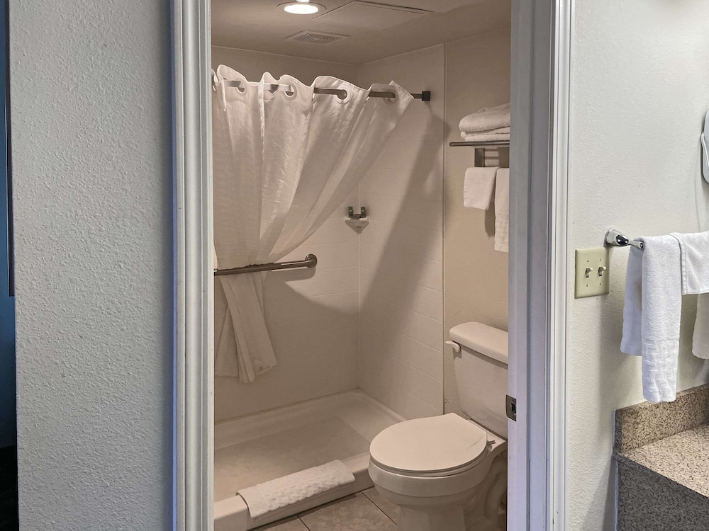 Quality Inn Clinton North, Foto 4