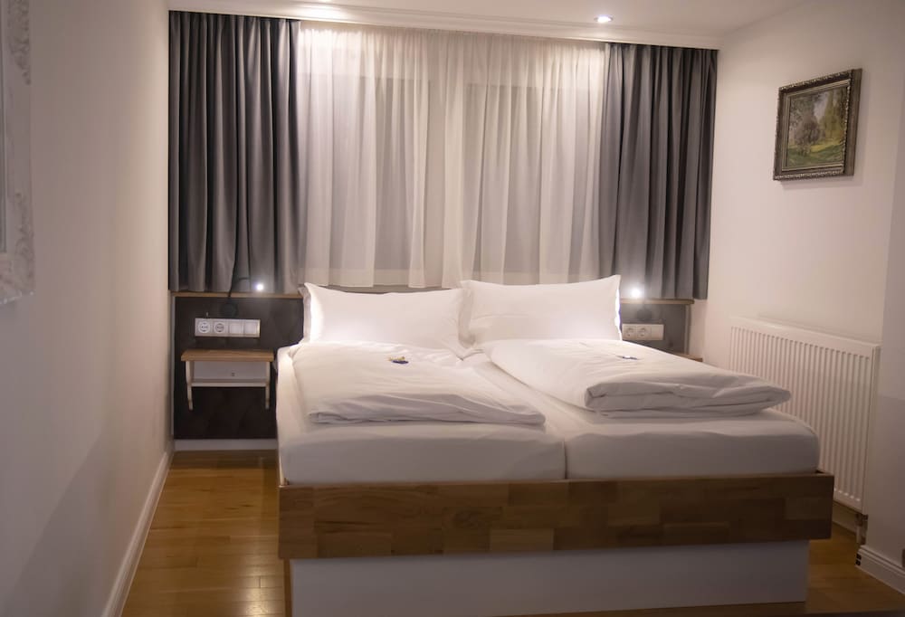 Basic Double Room - Photo 2