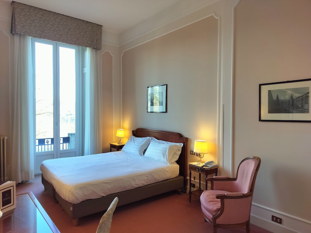 Double Room, 1 Bedroom, Park View - Photo 6