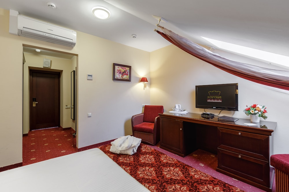 Basic Double Room photo 2