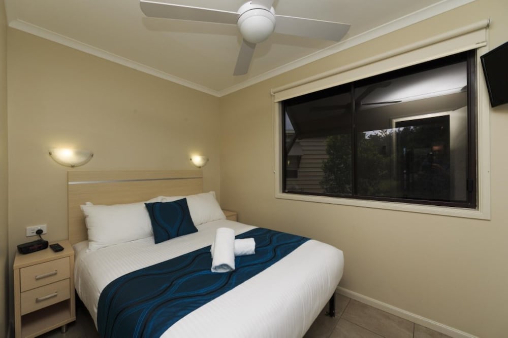 Standard Cabin - Sleeps 6 photo 1