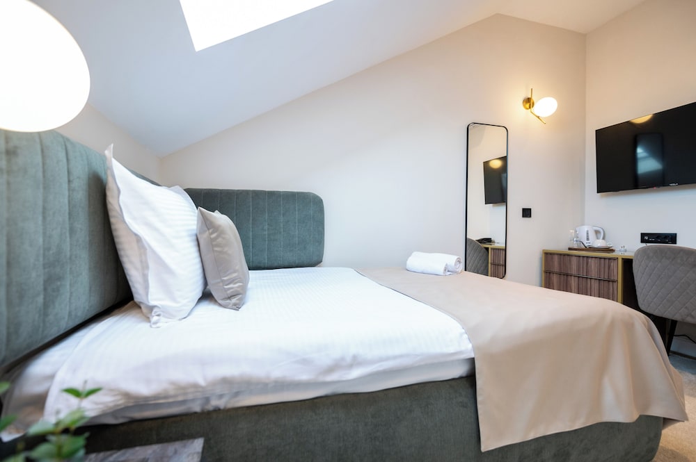 Premium Single Room photo 2