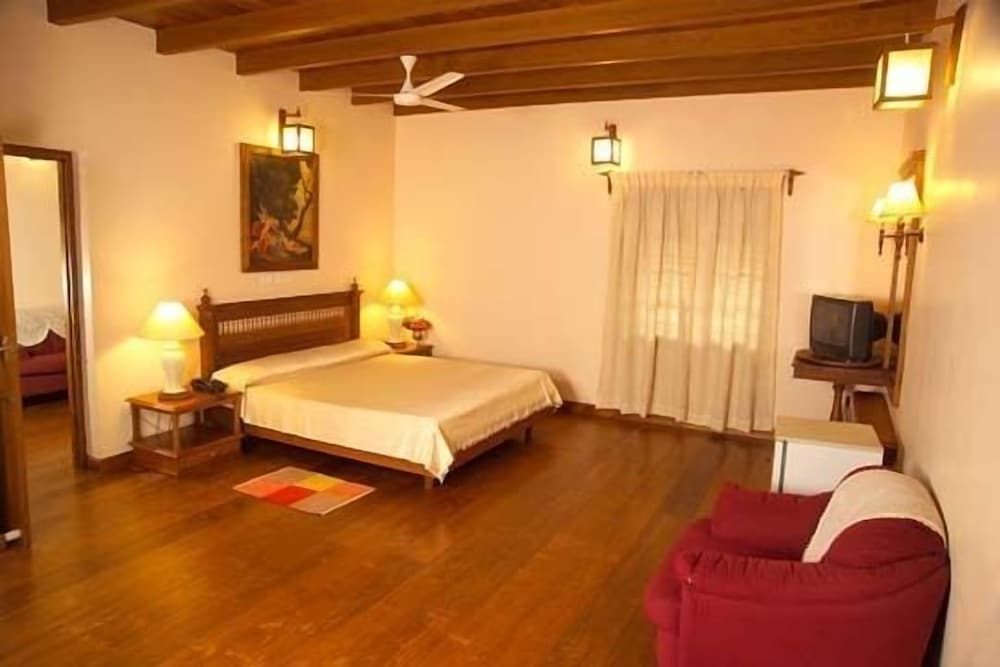 Deluxe Suite, 1 Bedroom photo 2
