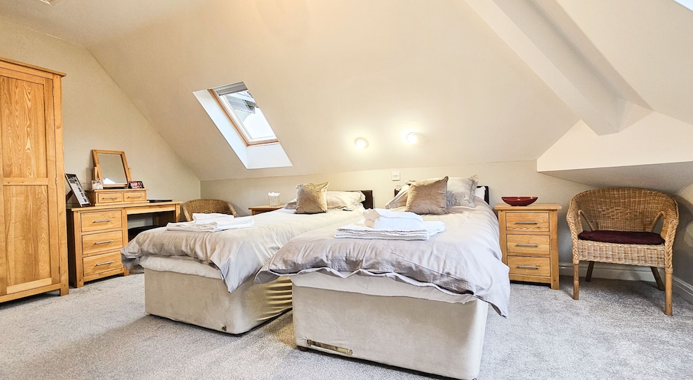 Superior Double or Twin Room, Mountain View