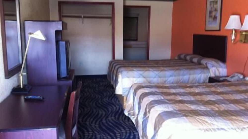 Standard Double Room, 2 Double Beds photo 3