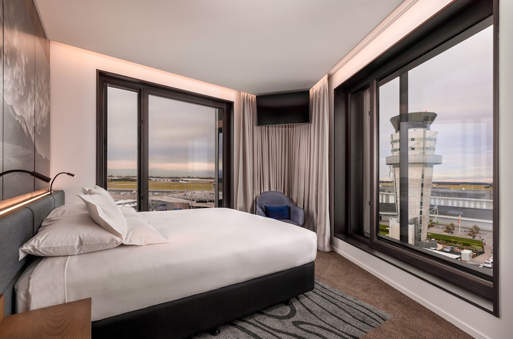 Suite, 1 King Bed