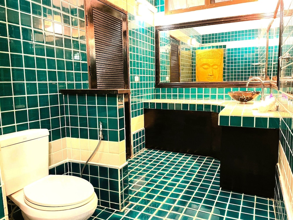 Deluxe Studio Suite - Photo 10