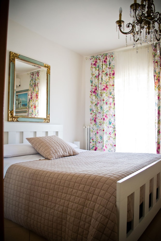 Honeymoon Double Room