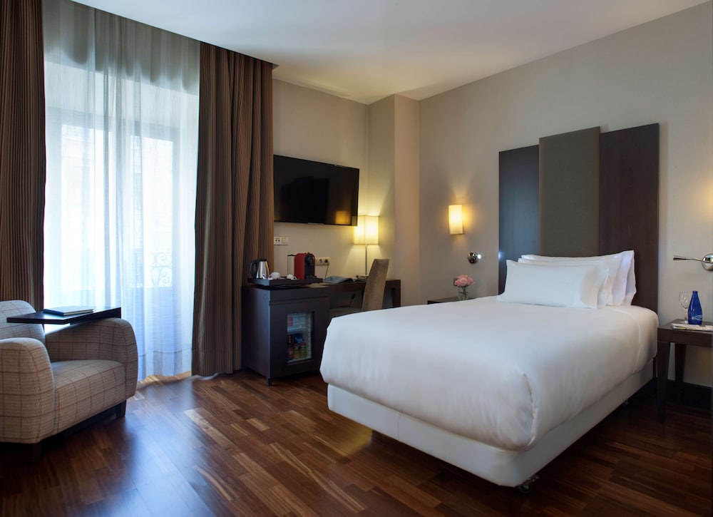 Superior Room (View) - Photo 2