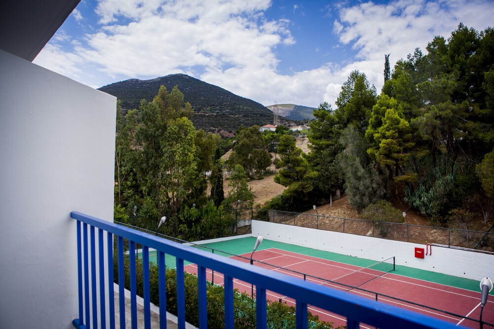 Triple Room, Garden View photo 3