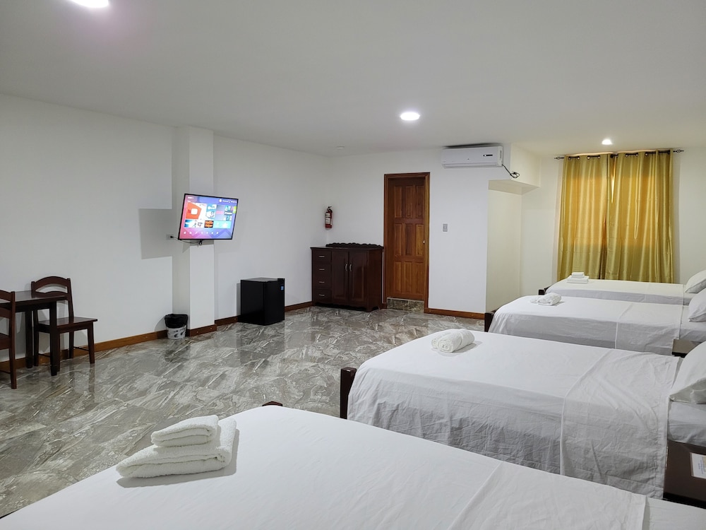 Grand Quadruple Room
