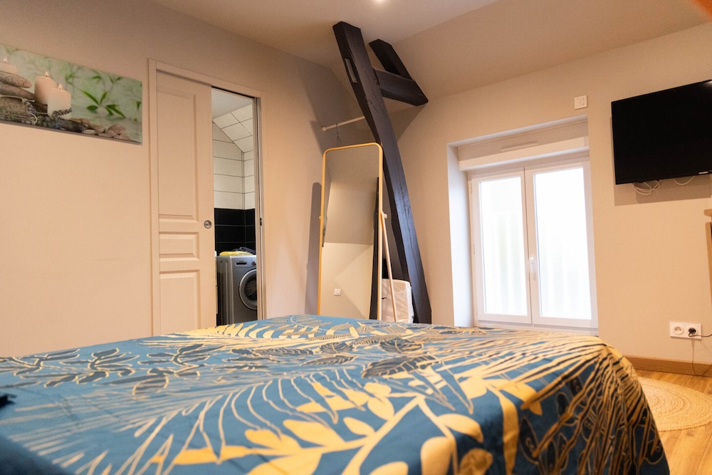 Basic Apartment, Private Bathroom (Un p'tit Coin de Paradis) - Photo 16